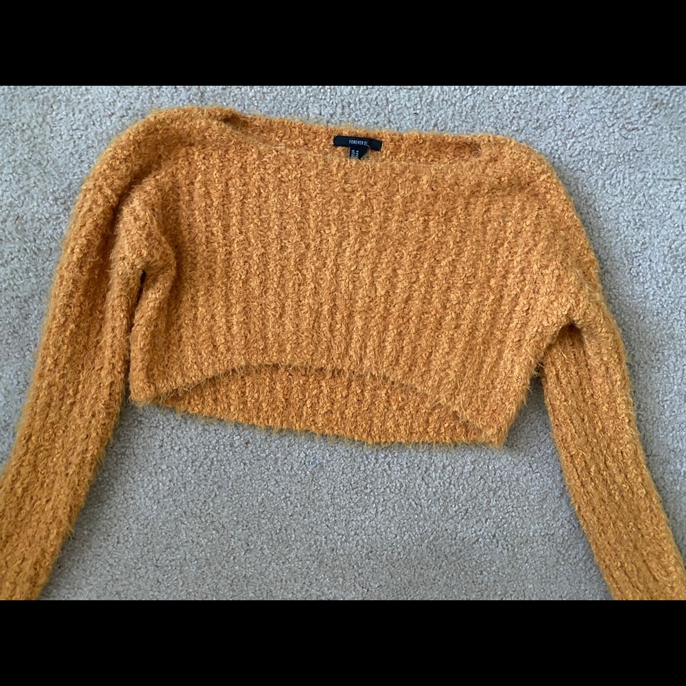 Crop sweater